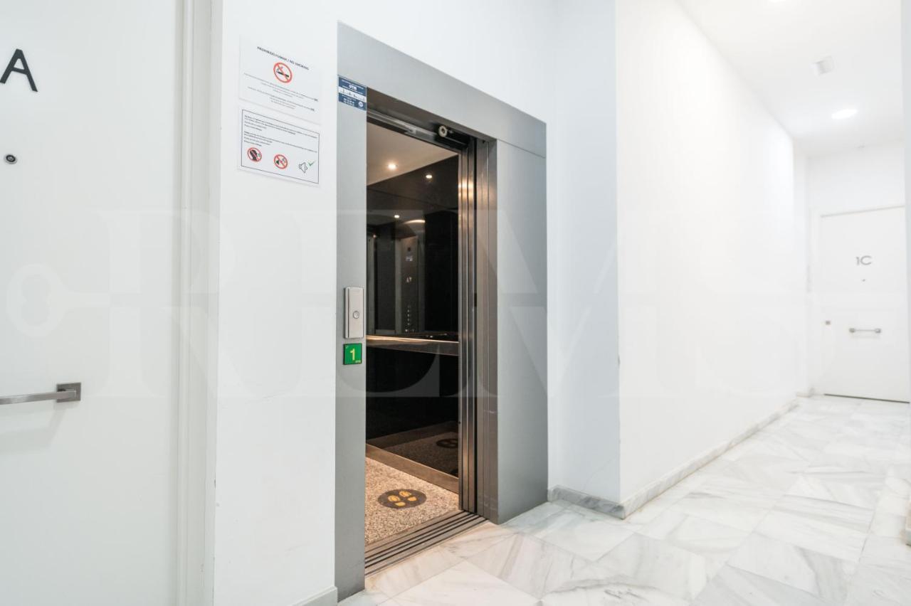 Elegant Studio In The Heart Of Malaga By Rems מראה חיצוני תמונה